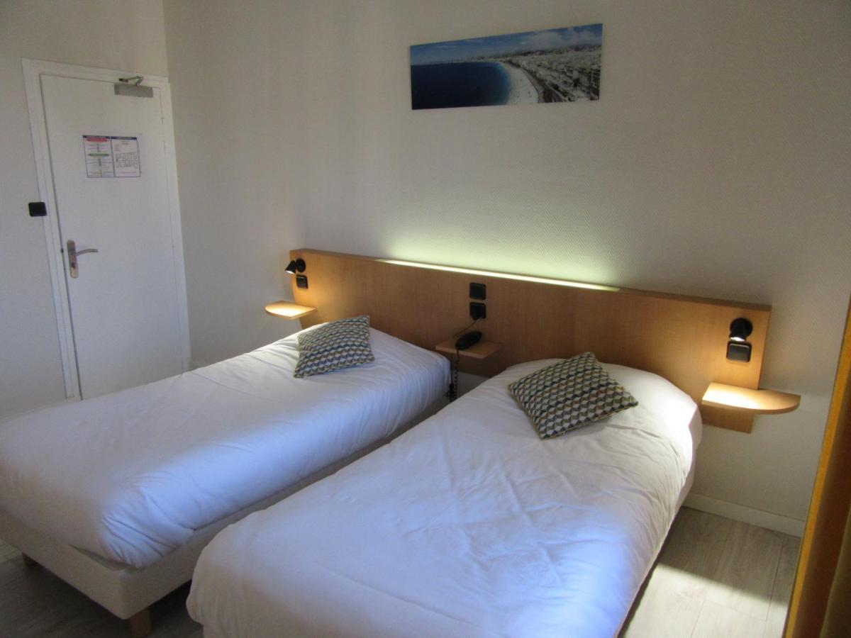 Contact De France Hotel