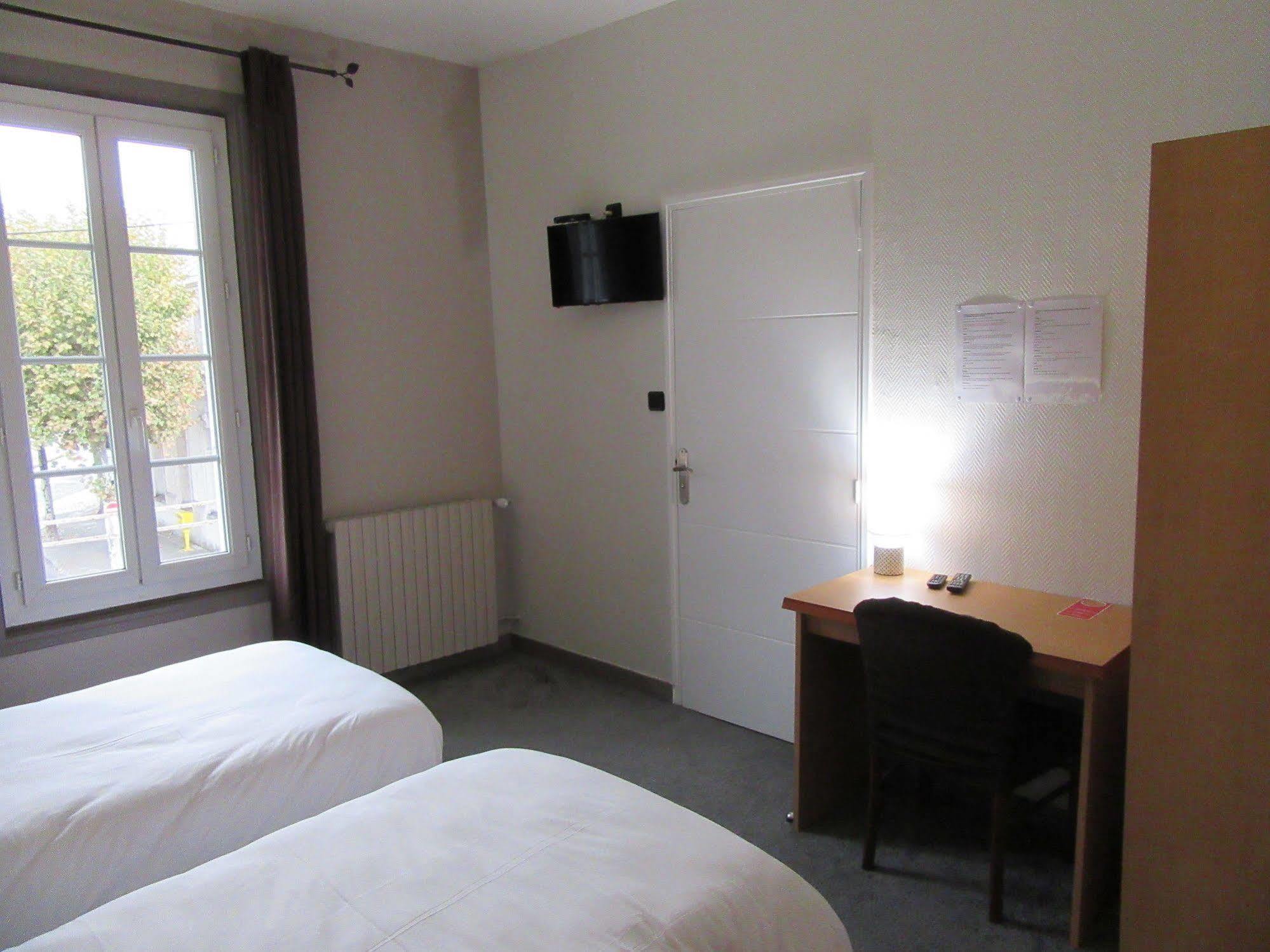 Hotel Contact De France Saintes